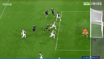 德里赫特红牌改变战局,荷兰队德里赫特失误