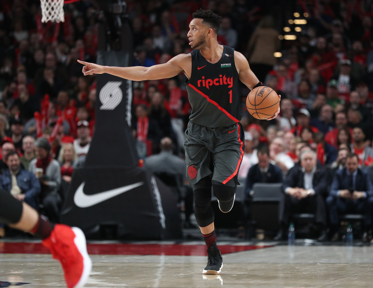 周琦火箭开拓者,哈登专访提及周琦有望重回nba