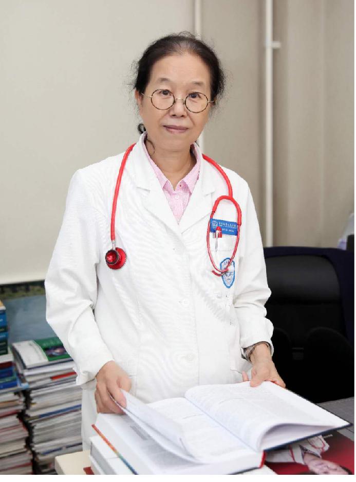 孙宁玲高血压治疗方法,孙宁玲与张大夫讲血压突然升高