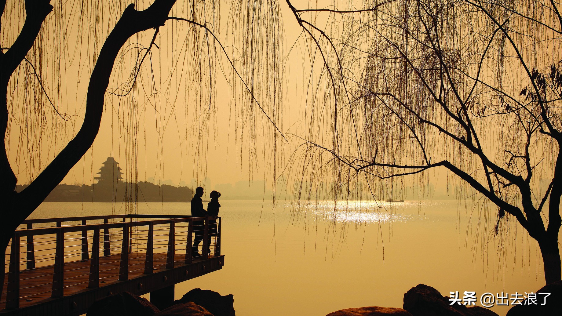 吃蟹子关注事项,吃蟹的时候当心点扎嘴