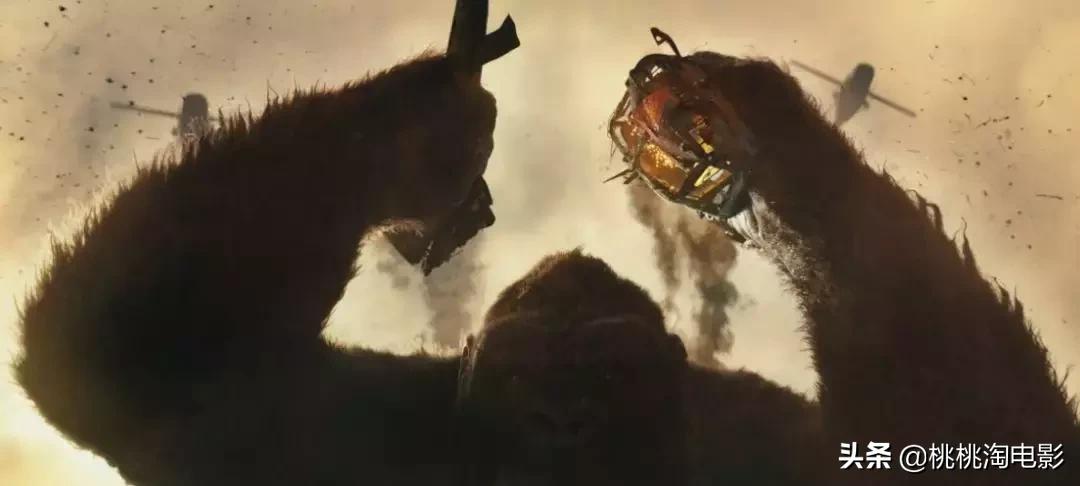 全程高燃，没想到好莱坞拍了部怪兽版“复联”