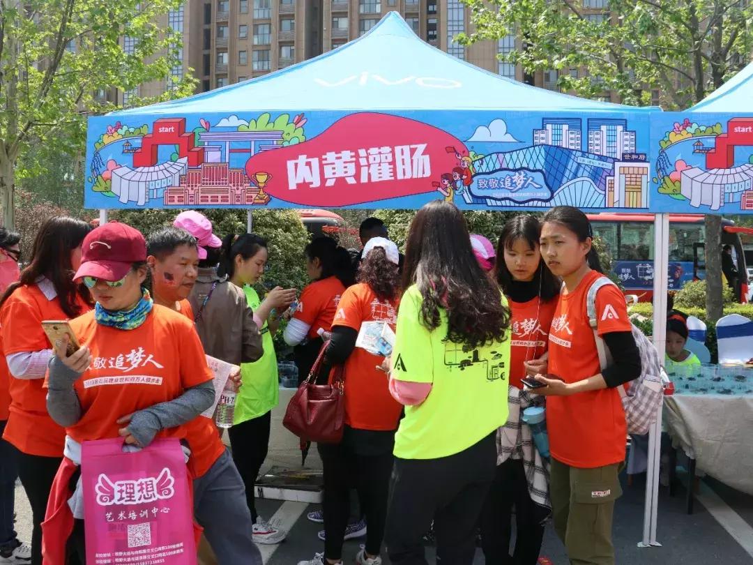 你见过清晨四点的太阳吗,你见过清晨四点的酒吧吗