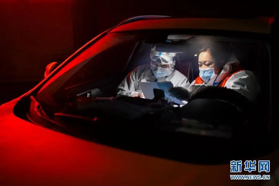 通化志愿者分发食物,通化志愿者连夜送菜