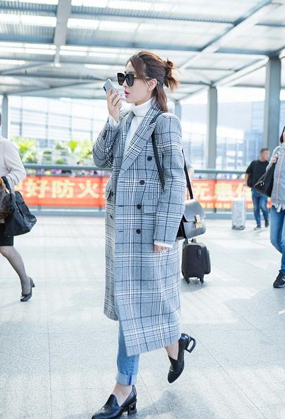 包包贵精不贵多！秋冬备好这3款“通勤包”，简约实用又有格调