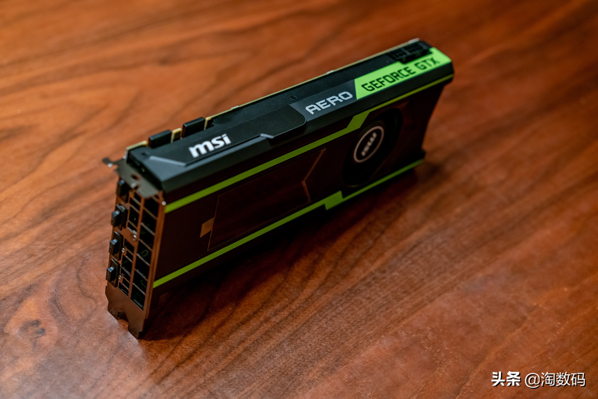 微星1080ti11gaero,微星1080aero显卡测评