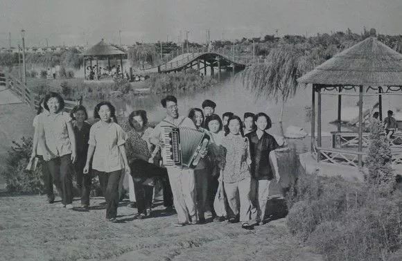 40年前的天津海河照片,50年代天津卫照片