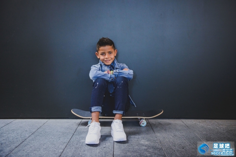 博格巴阿图尔继续谈伊瓜因拉比奥专心练，下周四公布意甲重启时间