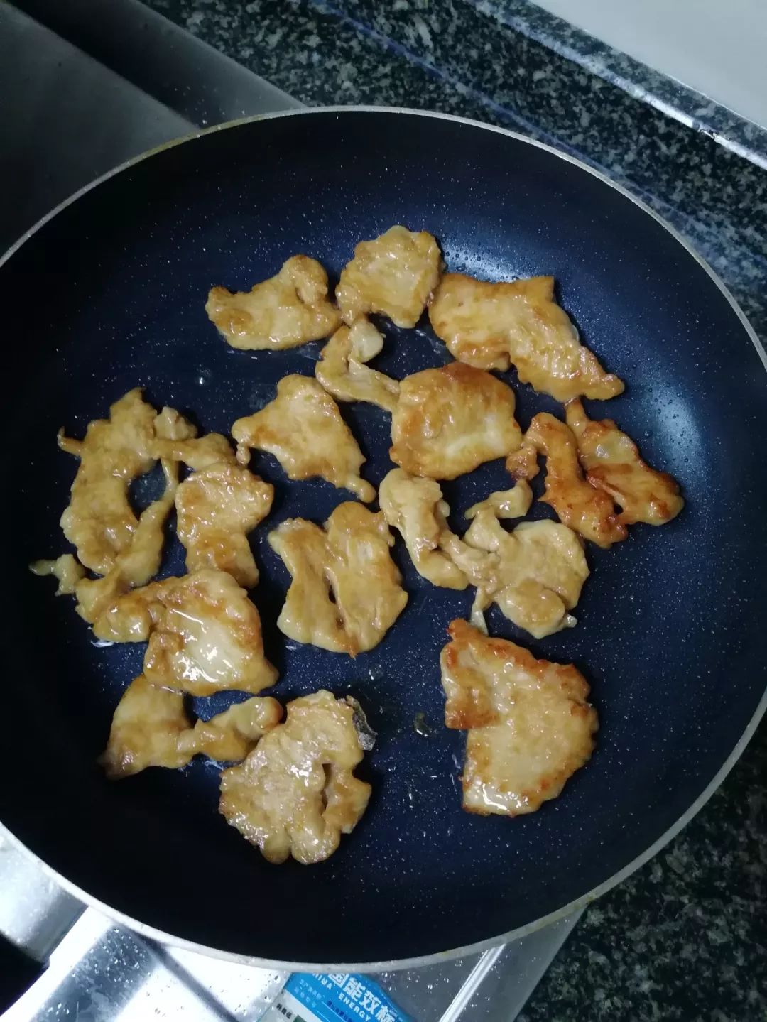 日式香煎鸡胸,香煎鸡胸沙拉视频