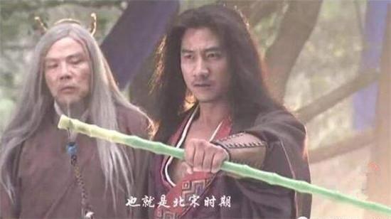 袭胸，下跪，尿裤子，新版《天龙八部》还能再恶心点吗？