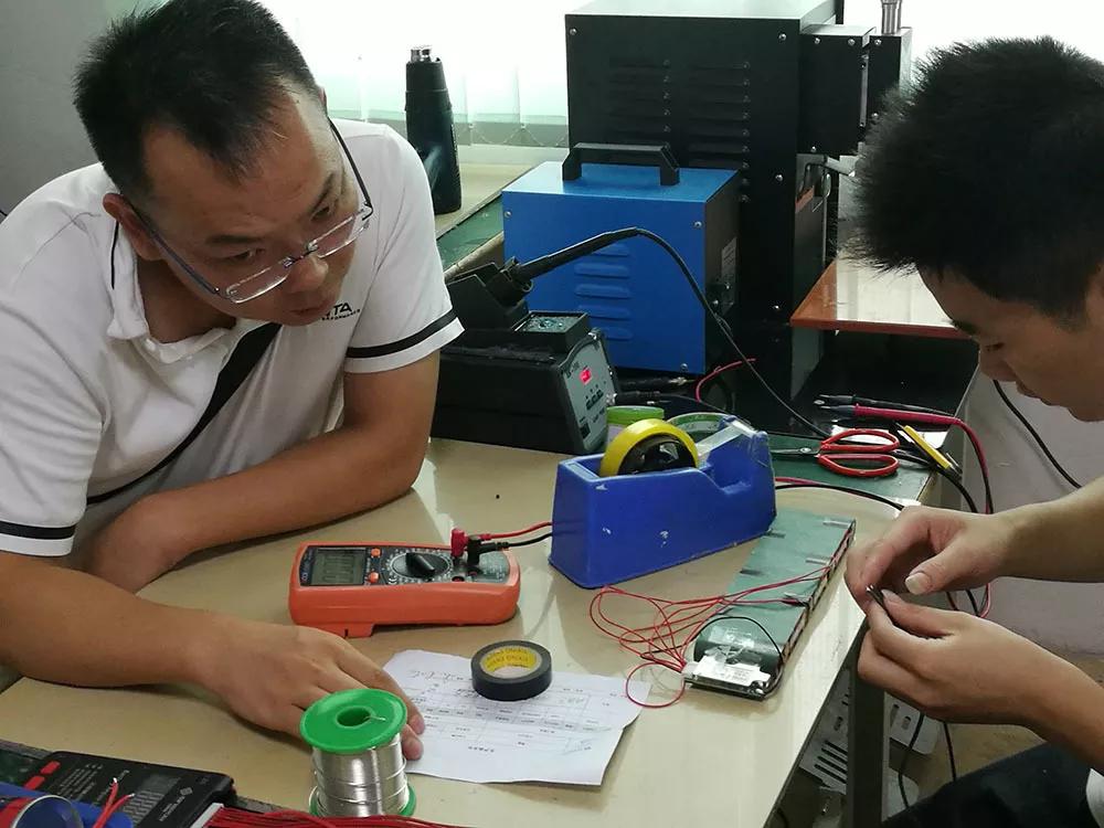 世能和锂电培训,锂电池修复加盟费