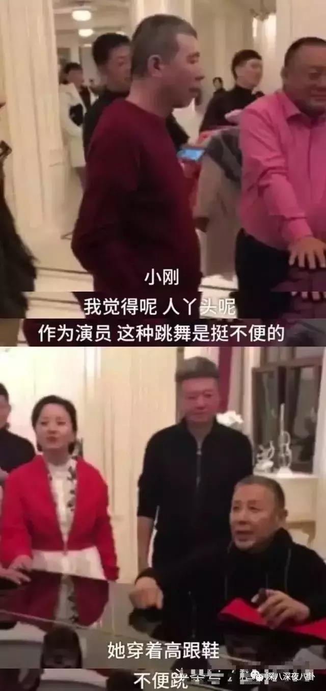 葛大爷回看以前的比赛,葛大爷下班时候的日常