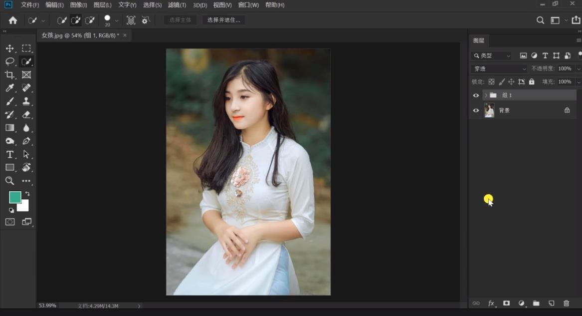 ps怎么扩大图片人物不变形,ps液化人物脸部不变形的诀窍