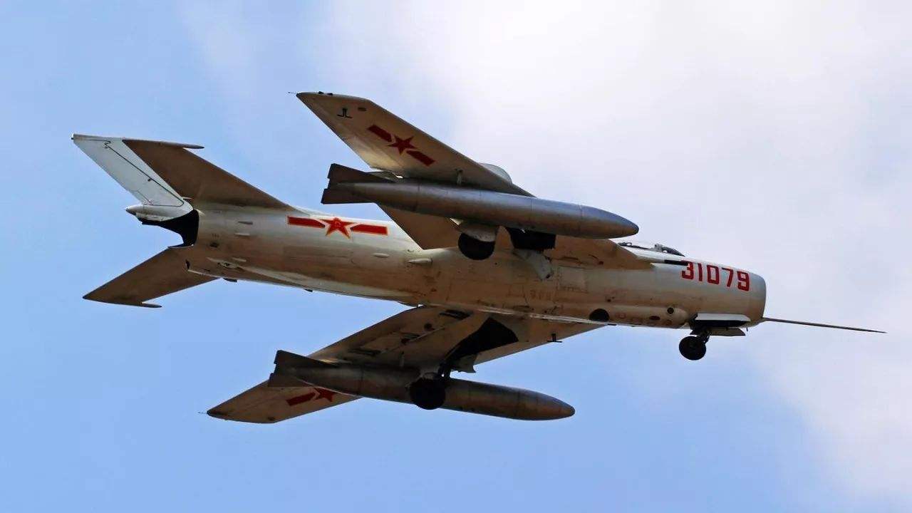 战机报废后怎么办？中俄利用发动机特点，将其改造成“开路神器”