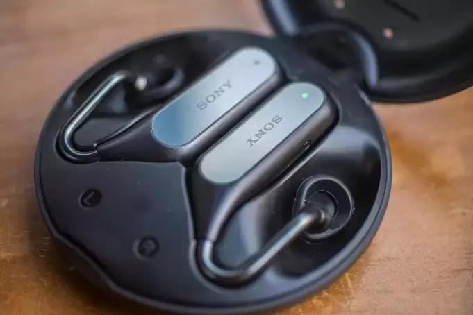 索尼蓝牙耳机轻便音质好,索尼新耳机有降噪