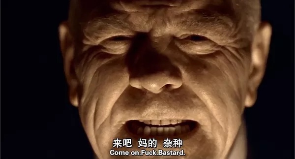 它是迄今为止最有个性的英国电影，狗咬狗的人物关系经常被模仿