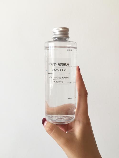 中性皮肤爽肤水推荐学生平价20元,好用的平价爽肤水推荐