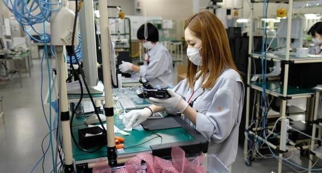 没有学历又不想进工厂找什么工作,没有技术又不想在工厂打工怎么办