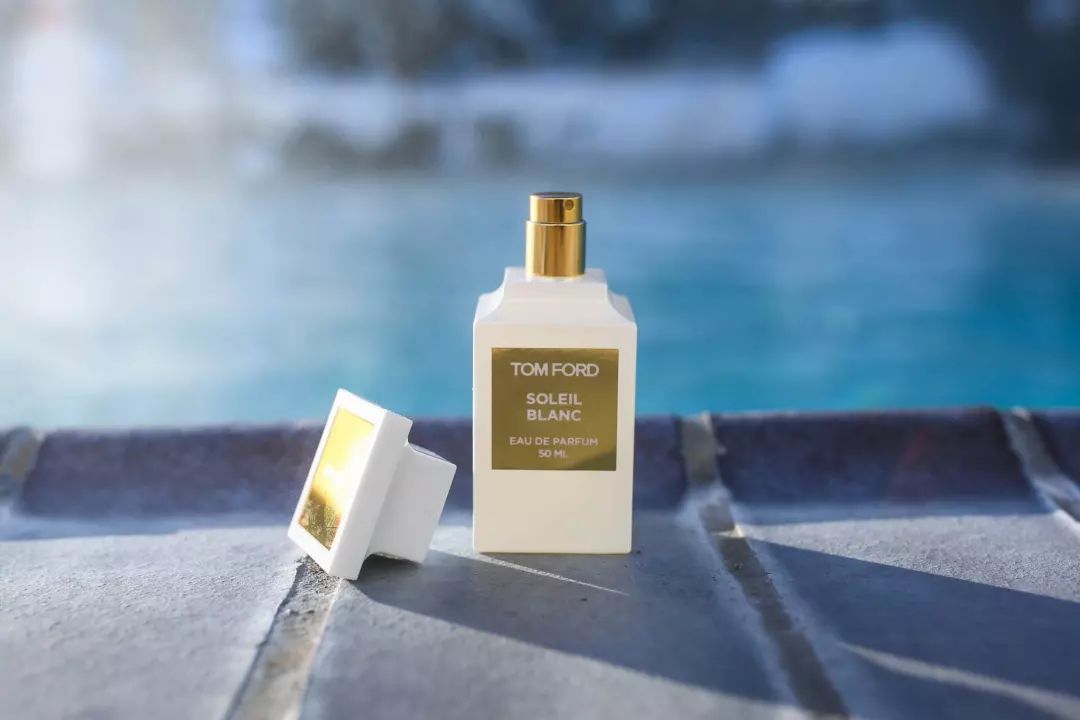 何穗和景甜综艺节目,何穗井柏然代言的视频