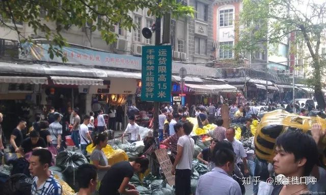 沧州服装批发市场哪个最大和便宜,广州服装服装批发市场