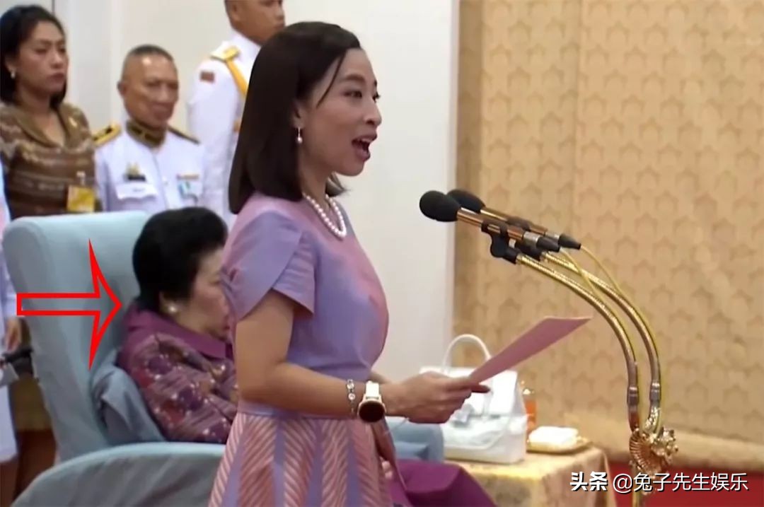 泰王前妻和孩子为啥赶出泰国,泰王前妻照片图