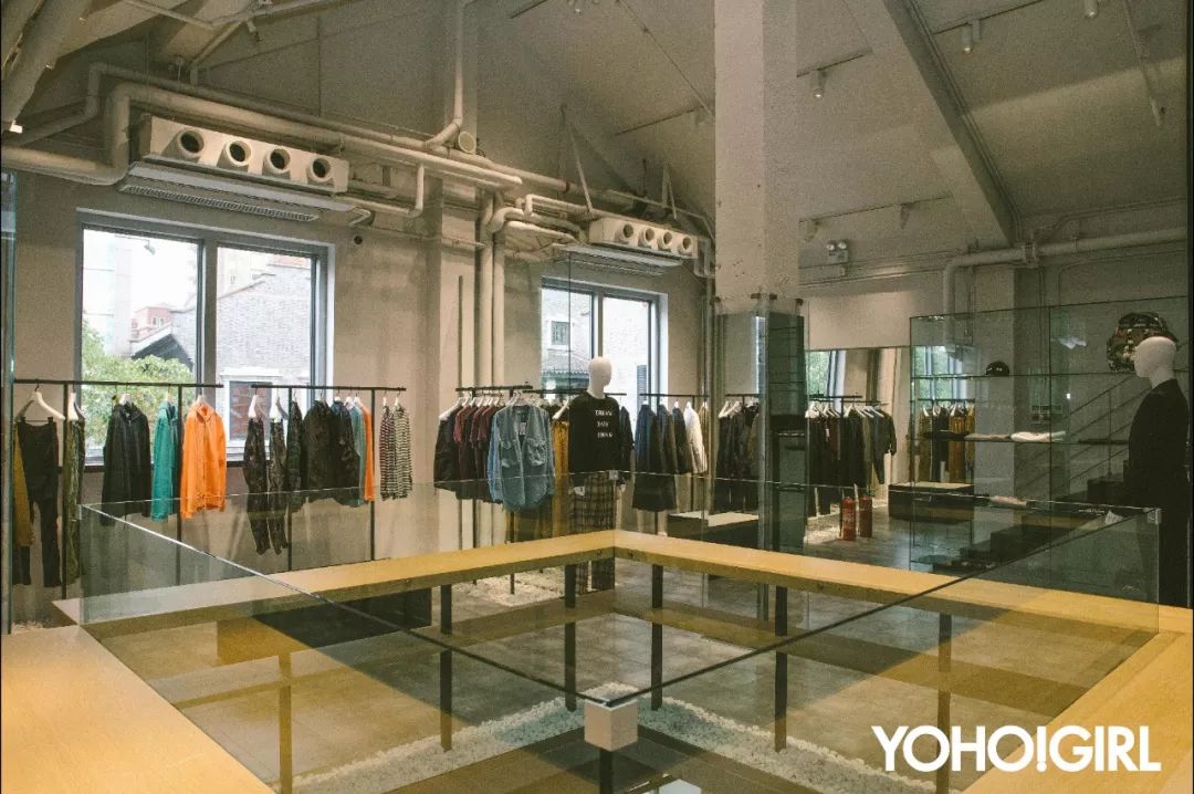 逛日本女装品牌专柜,逛逛街女装