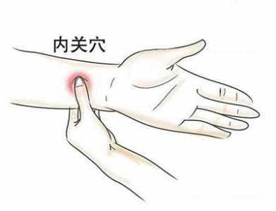 宝宝拉肚子又呕吐怎么办,拉肚子呕吐艾灸哪里效果最好