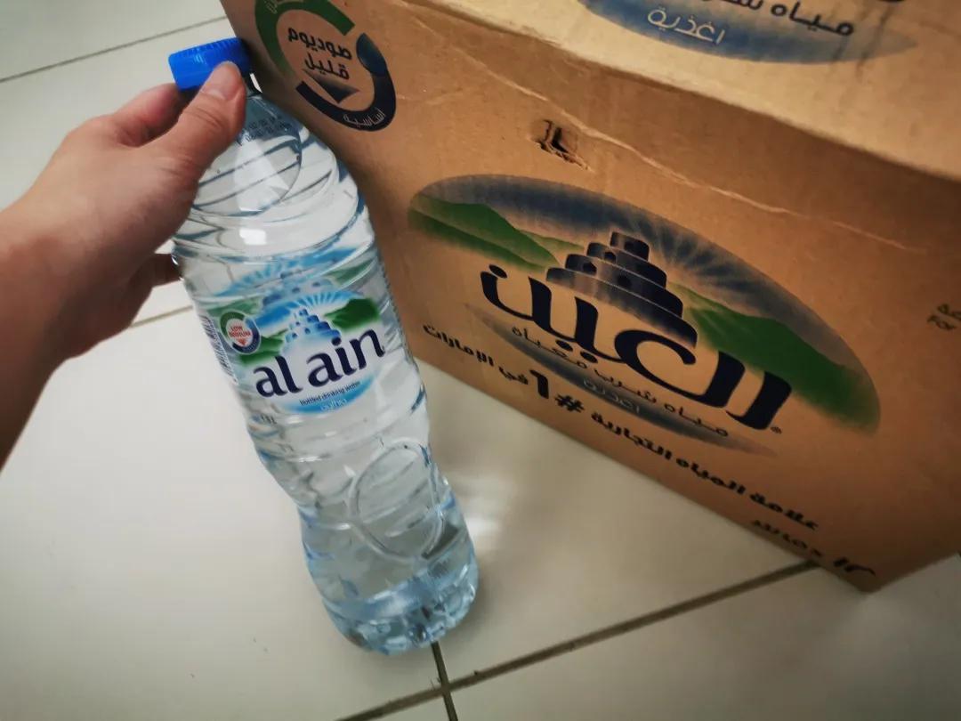 迪拜的水为什么那么烫,喝了迪拜的水会怎么样