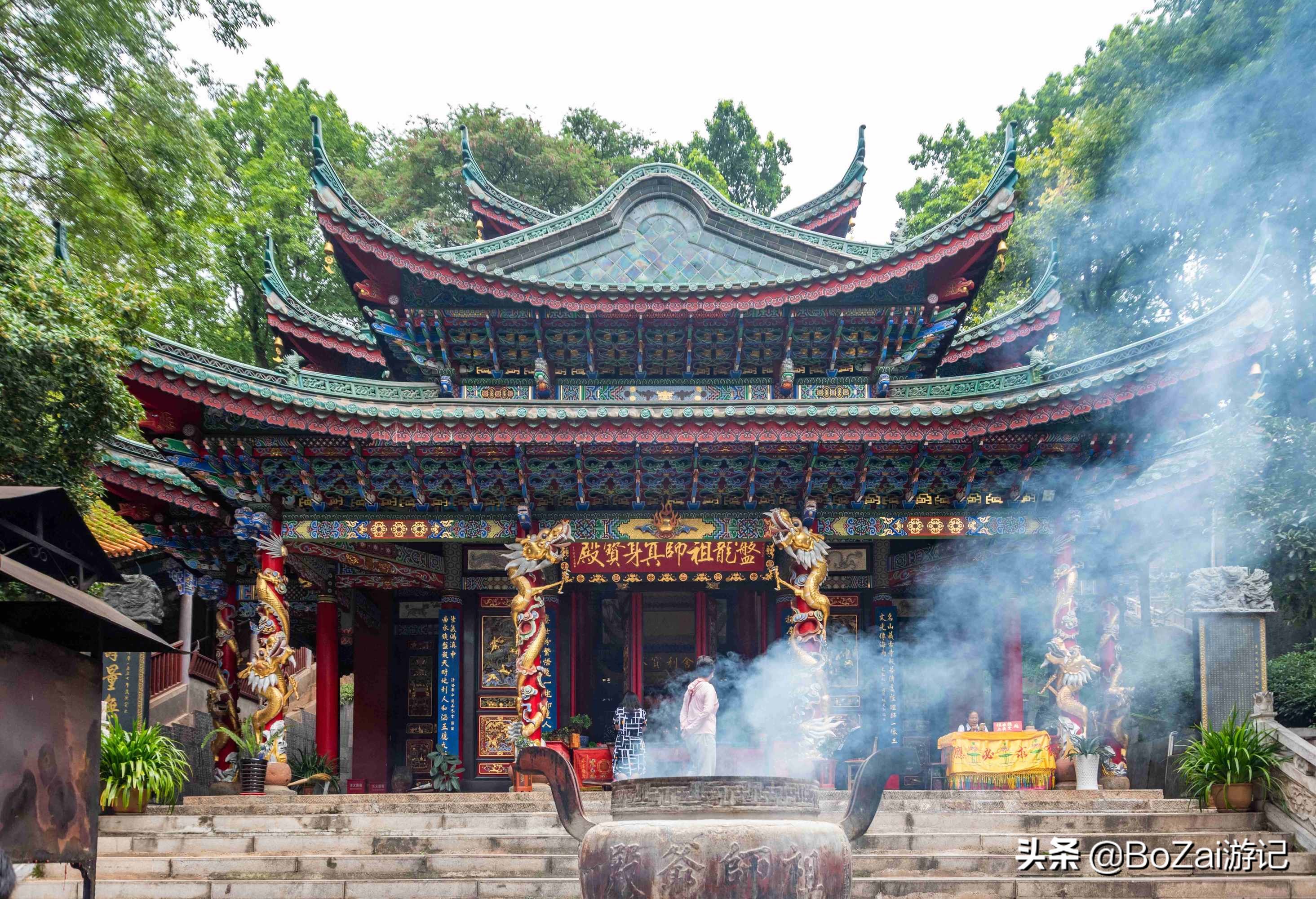 云南昆明周边旅游三天攻略,去云南昆明旅游景点推荐一下