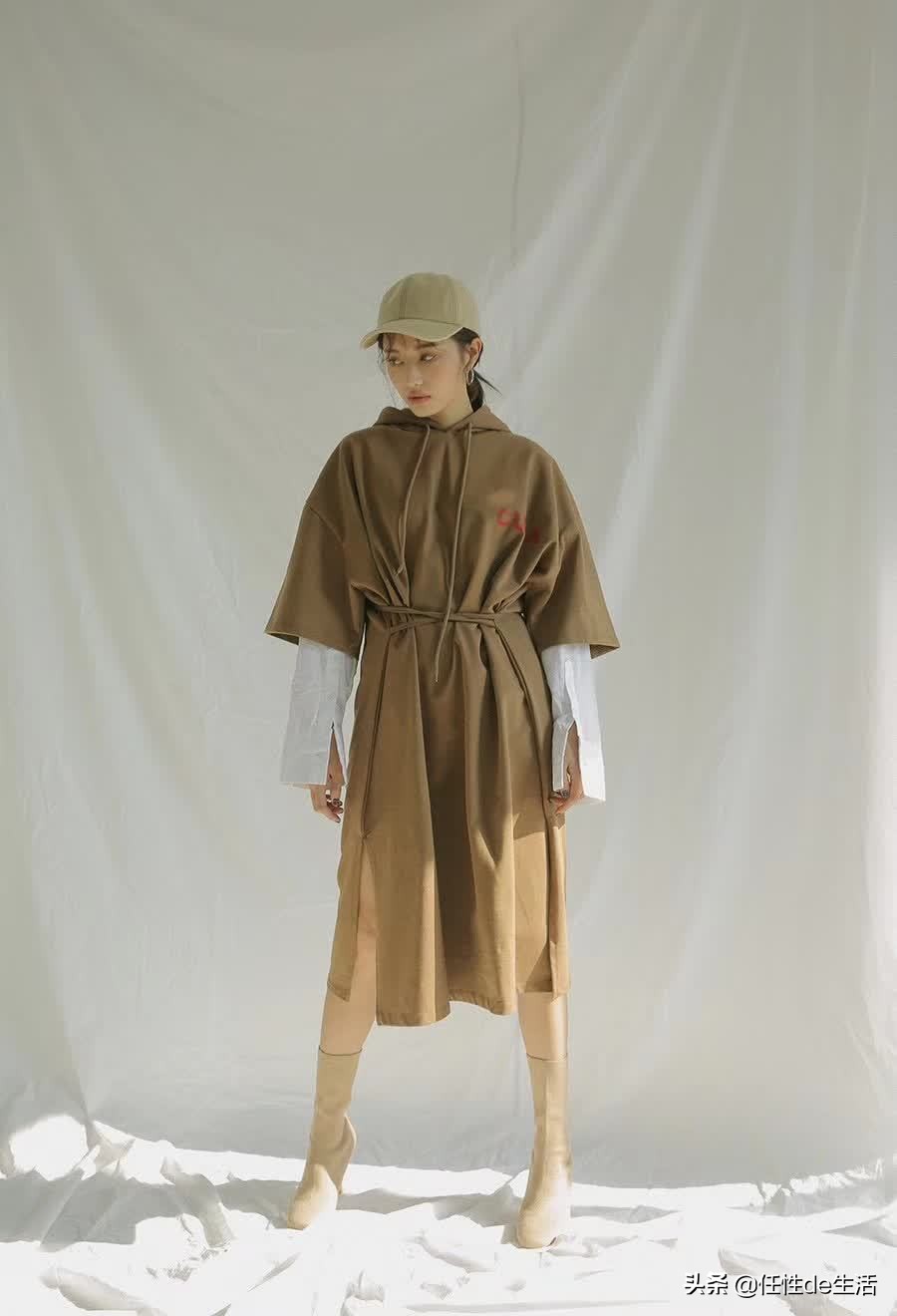 韩国女星上节目穿什么衣服,韩国女明星衣服有多敢穿