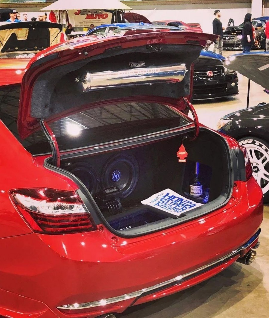 雅阁9代半的轻奢改装之路，极品奶爸竟如此用心良苦