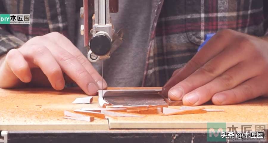 木工爱好者制作的产品,手工木梳diy工具