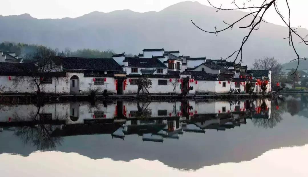 5个美到逆天的小众旅行目的地,这辈子一定要去的10个绝美小镇