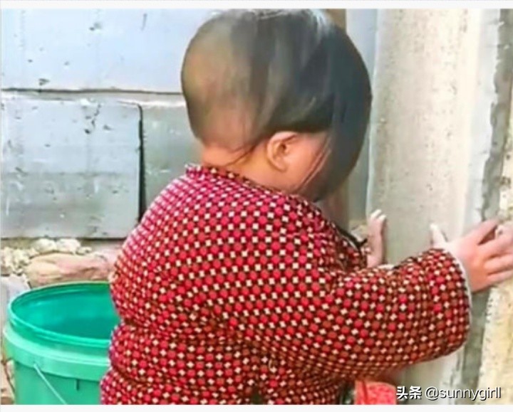 奶奶带娃剪的头发,奶奶带女孩剪头发后续