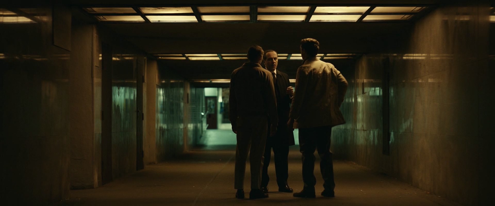 推荐电影《信使》，卷福为这出间谍兄弟情做了太大牺牲