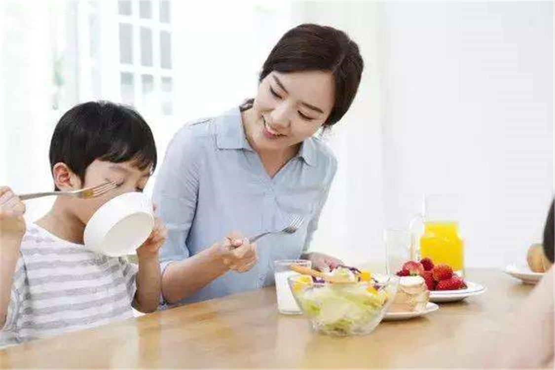 孩子挑食不爱吃饭父母怎么办,宝宝挑食胃口差不爱吃肉怎么办