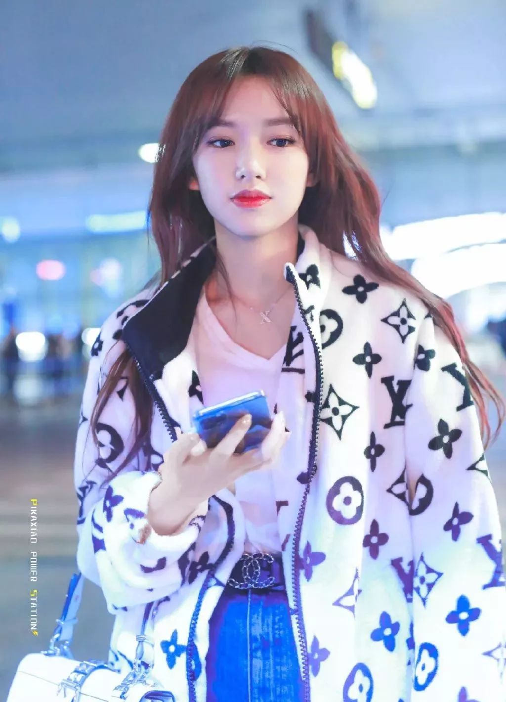 这周女艺人们穿了啥潮流尖儿货刘雯的夹克我先锁了