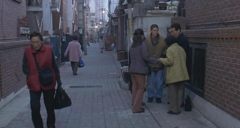 小混混爱上单纯女,残疾男人爱上智障女孩