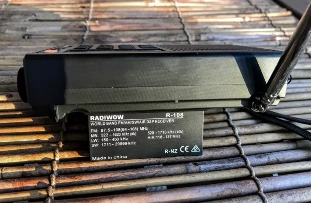 RADIWOWR-108一款全新的DSP短波便携式收音机，含航空和长波段