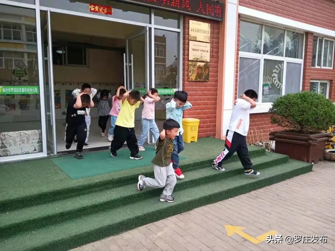 书记、区长下沉一线解难题！来了，罗庄新闻直通车