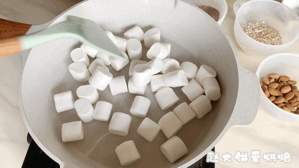 做雪花酥用什么牌子的平底锅,雪花酥的做法不用不粘锅可以吗