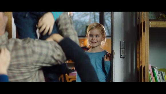 男子遭围殴毒打,男子多次被殴打