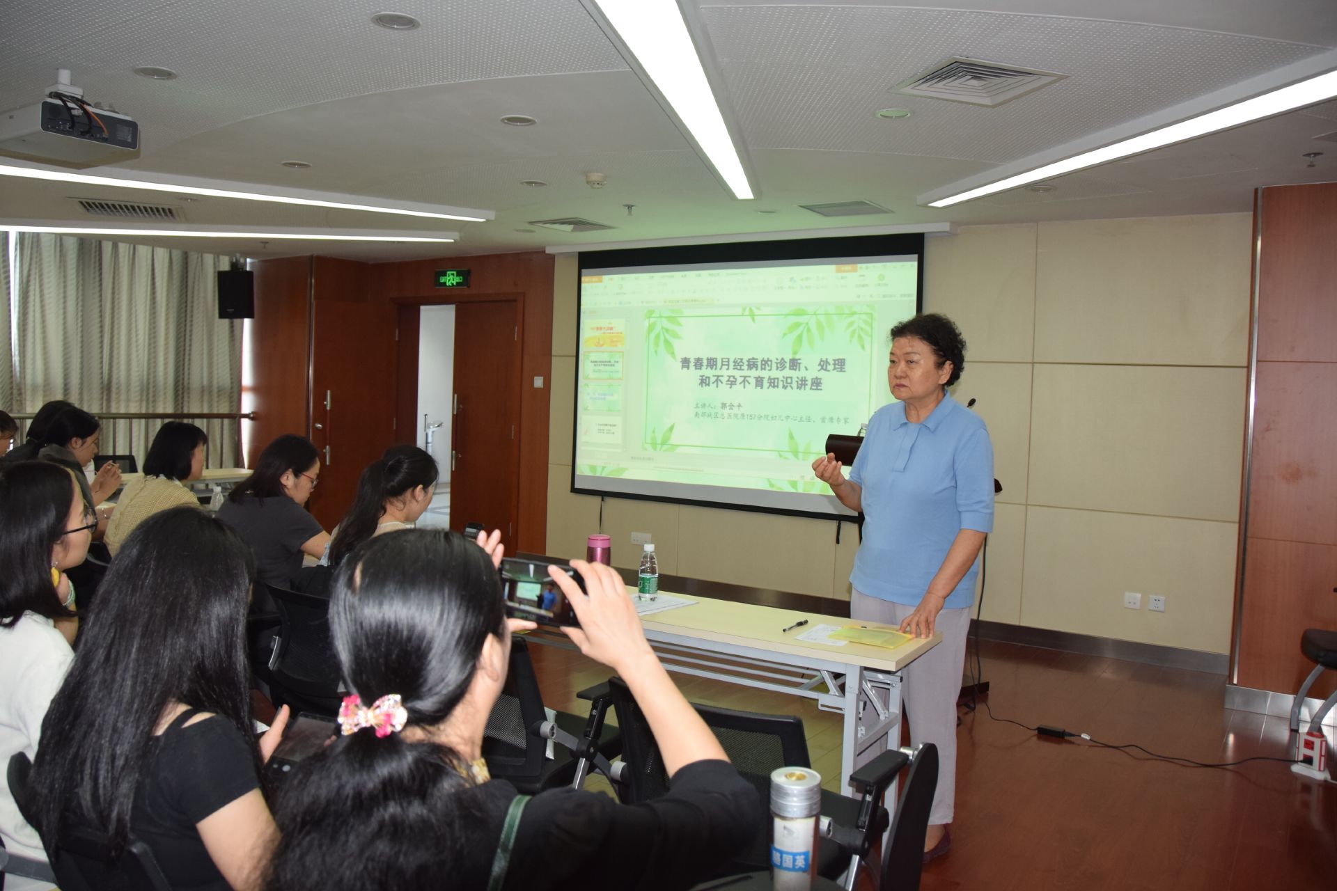 雌激素下降会引起哪些病,雌激素下降对骨骼的影响