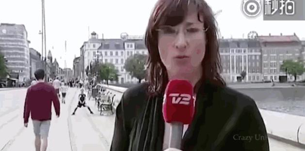 东方台主持人集体翻车现场视频,主持人电视直播新闻翻车名场面