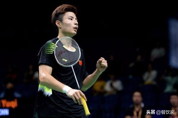两个“吴彦祖”同台竞技，中韩印上演羽毛球“三国杀”