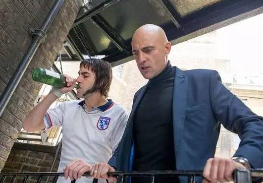 跟王牌贱谍格林斯比差不多的电影,王牌贱谍格林斯比电影解说