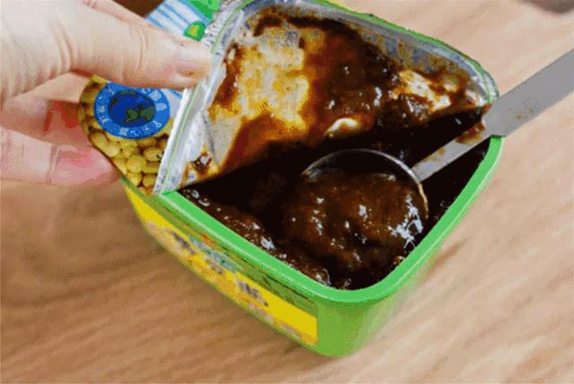 亲戚都喜欢吃的饭菜,一家人吃了发霉的食品