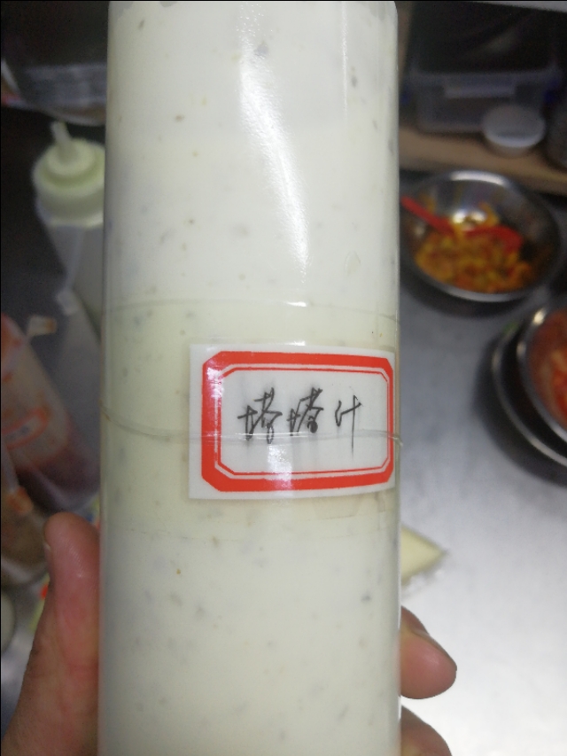 日本沙拉酱汁配方,沙拉汁味不浓可添加盐吗