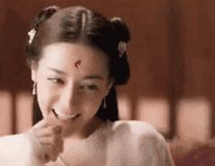 烟酰胺精华会让毛孔长黑毛吗,用了烟酰胺脸上长黑毛