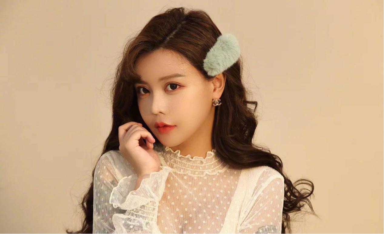 韩安冉离了几次婚,韩安冉离婚后照顾孩子