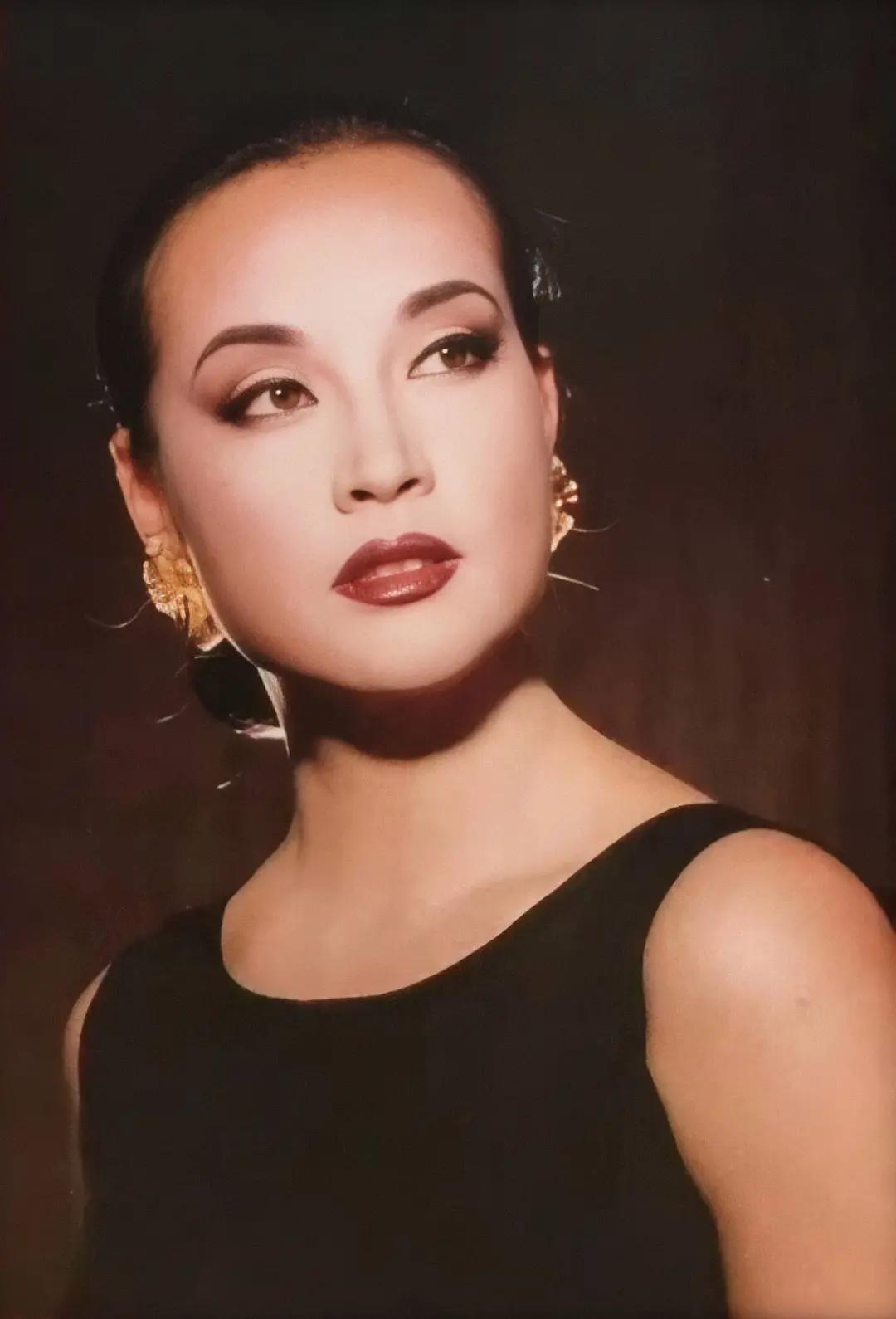 刘晓庆的七段婚史,刘晓庆到现在结过多少次婚姻